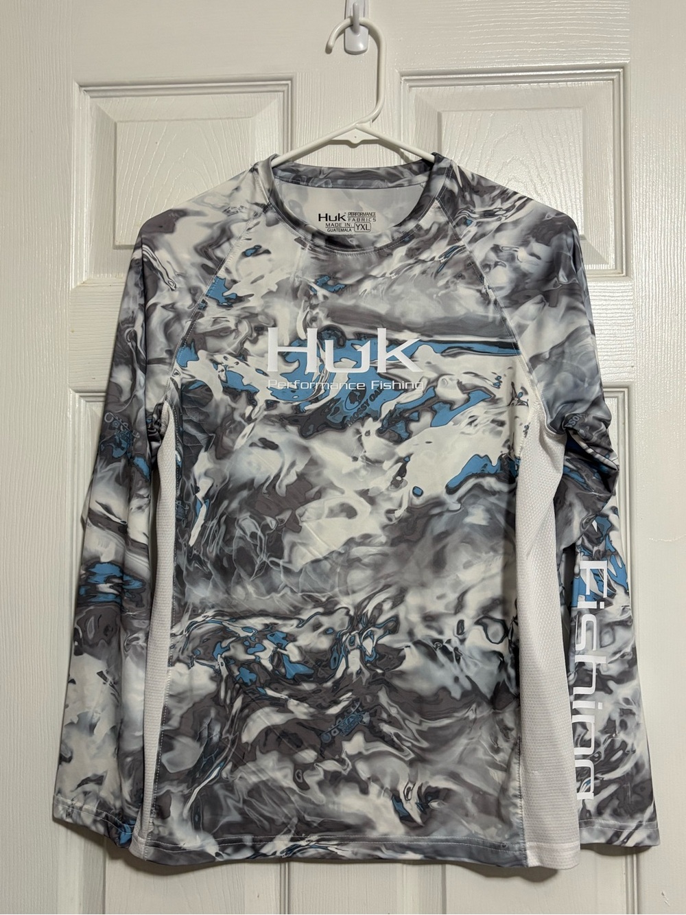 Huk Performance Fishing Shirt - Gray, White & Blue Marble Camo Sz YXL VGC